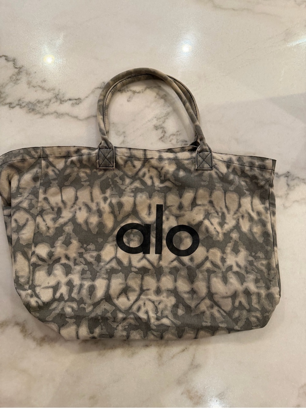ALO Yoga Tie-Dye Canvas Tote in Gray and Cream